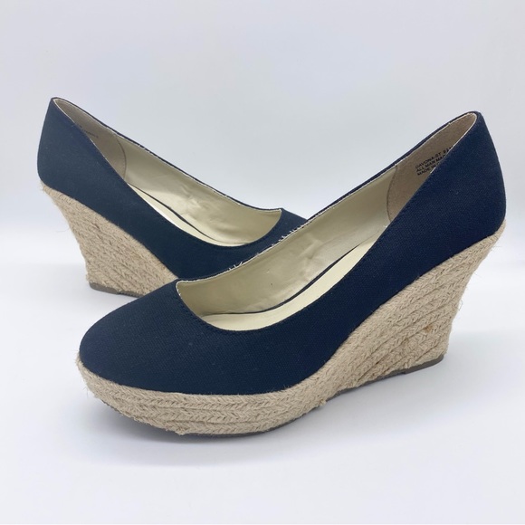 NEW-Coach and Four Black Espadrille Wedges 9.5 - Picture 2 of 8